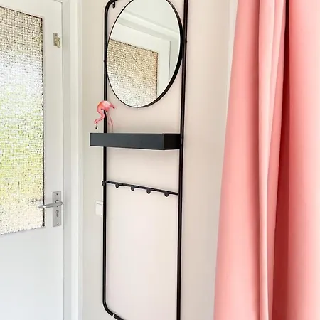 Holiday home De Flamingo - Zomerparadijs Met Grote Tuin Nabij En Bos Bergen & Schoorl Warmenhuizen